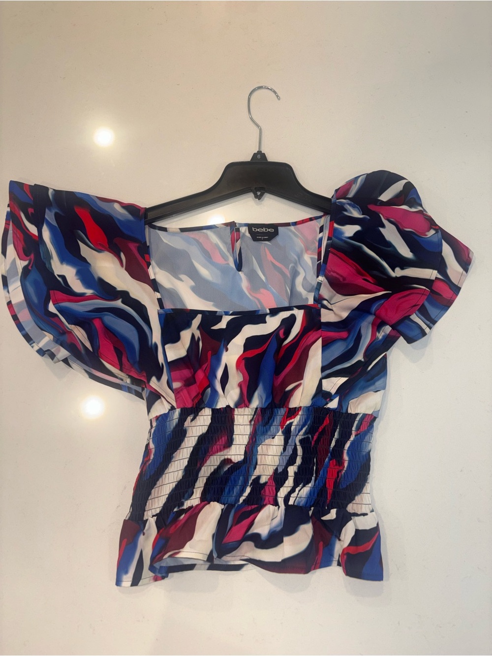 bebe Abstract Wave Square-Neck Puff Sleeve Top - Navy, Pink & White